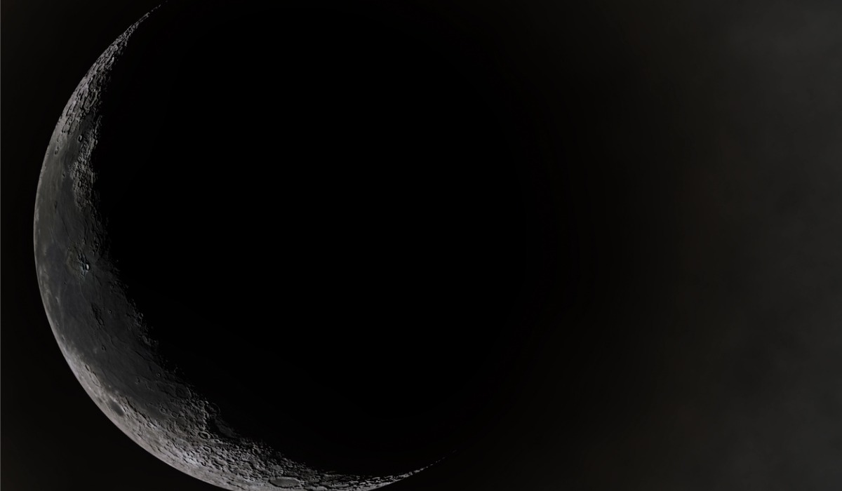 El subsuelo analizado y el cráter descubierto se encuentran en el lado oscuro de la luna.