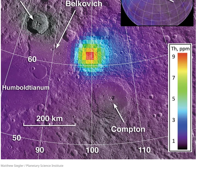 La mancha que emite calor está situada entre los cráteres lunares Compton y Belkovich.