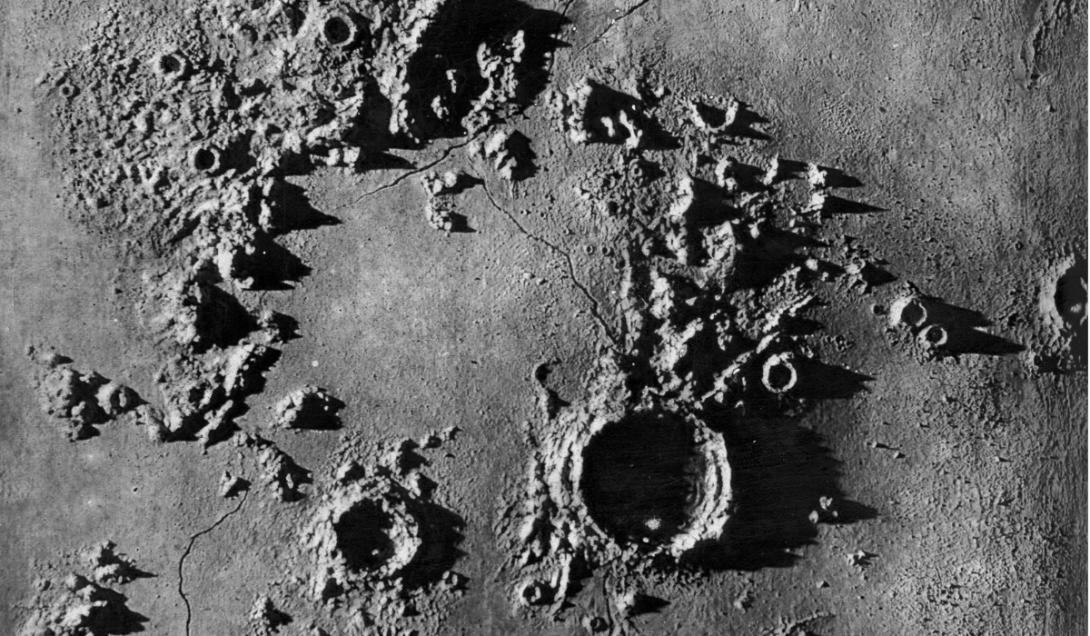 Una roca recogida por el Apolo 17 revela la verdadera edad de la Luna-0