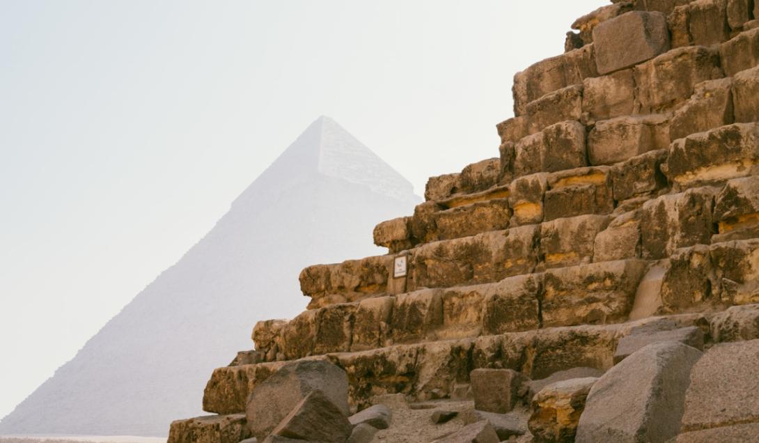Sorpresa en la Gran Pirámide: descubren un túnel secreto que llevaría hasta el faraón Keops-0